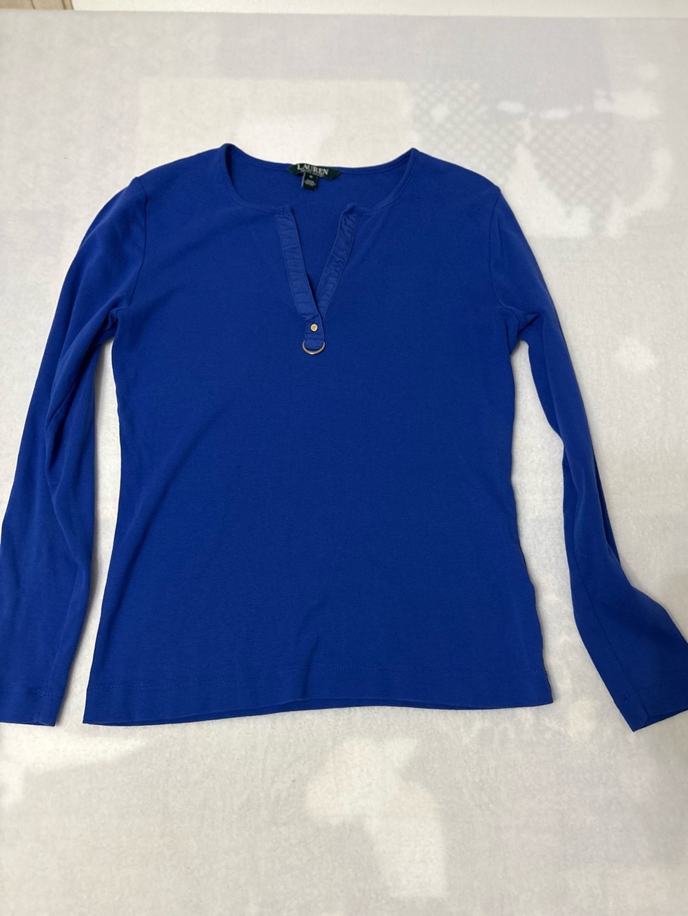 Lauren Ralph Lauren Blue Long-Sleeve Henley Top SIZE MEDIUM EUC